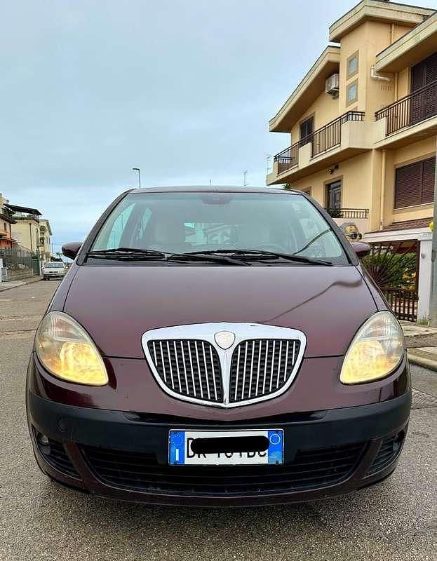 Usata Lancia Musa 77 CV (56 kW) 2007 Monovolume