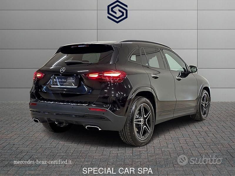Usata Mercedes GLA200 AMG line 150 CV (110 kW) 2025 Nero SUV