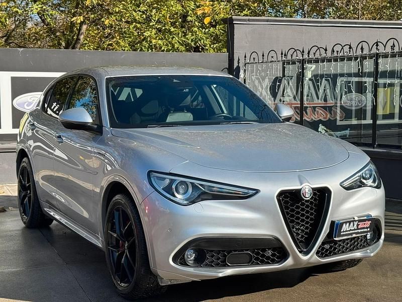 Usata Alfa Romeo Stelvio Veloce 210 CV (154 kW) 2020 Argento SUV