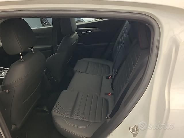 Usata Alfa Romeo Sprint Sprint 130 CV (95 kW) 2024 Bianco Coupé