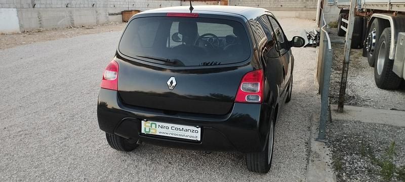 Usado Renault Twingo 63 CV (46 kW) 2008 Negro Utilitario