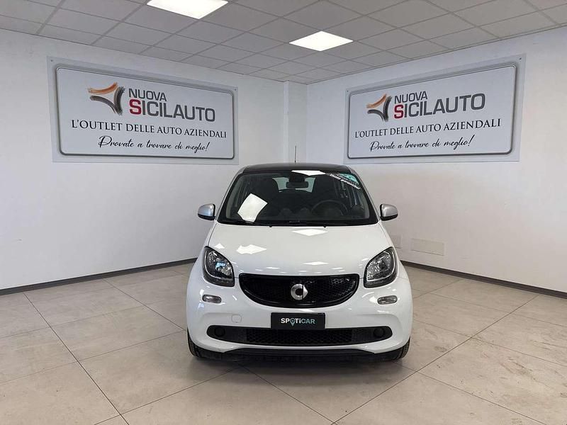 Usata Smart ForFour Passion 71 CV (52 kW) 2017 Bianco Utilitaria