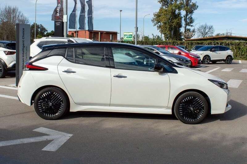 Usata Nissan Leaf N-Connecta 160 kW (218 CV) 2023 Bianco Utilitaria