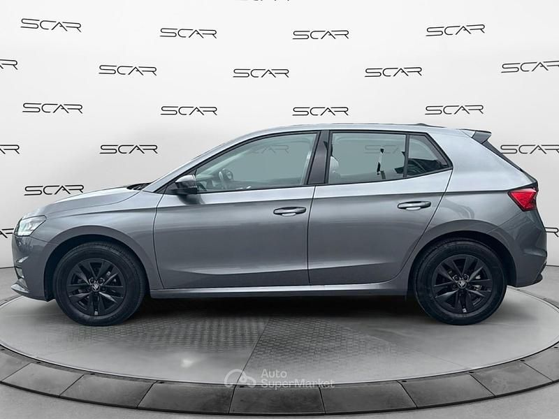 Usata Skoda Fabia 95 CV (69 kW) 2025 Grigio scuro Utilitaria