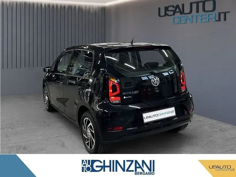 Usata VW up! Move 68 CV (50 kW) 2019 Nero Utilitaria