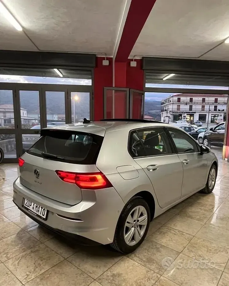 Usata VW Golf VII Style 116 CV (85 kW) 2021 Grigio Utilitaria