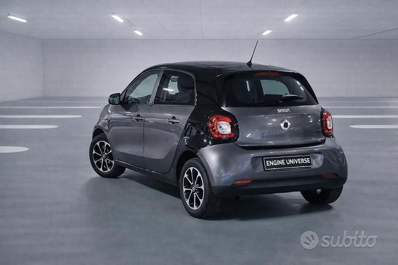 Begagnad Smart ForFour Prime 71 HK (52 kW) 2016 Grå Halvkombi