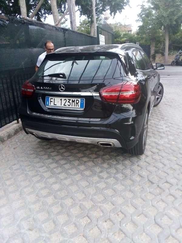 Usata Mercedes GLA200 136 CV (100 kW) 2017 Nero SUV
