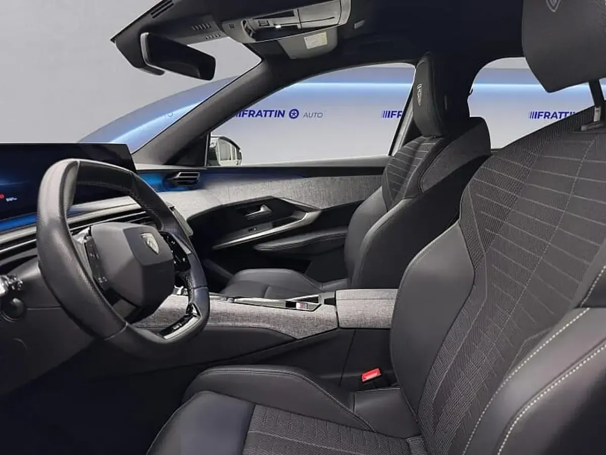 Usata Peugeot 5008 GT 196 CV (144 kW) 2025 Bianco SUV