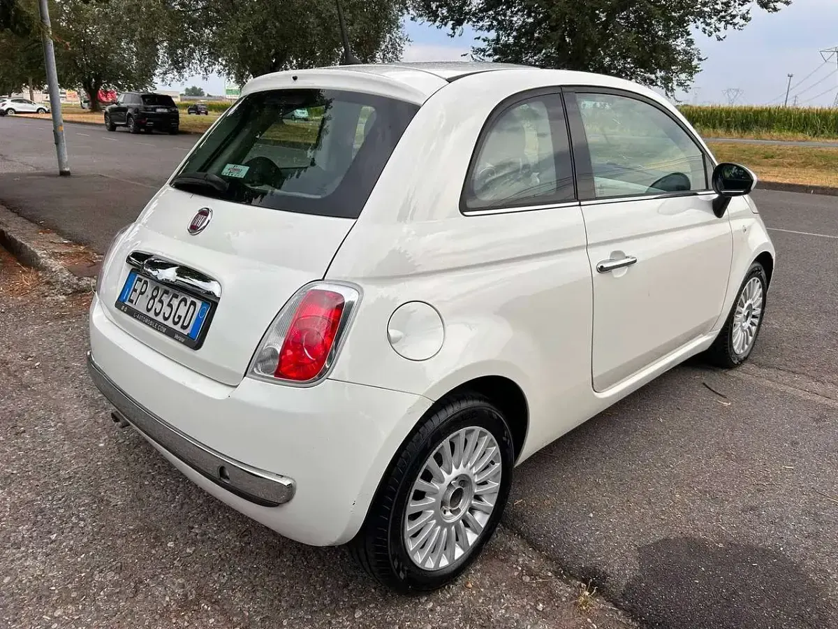 Usata Fiat 500 Lounge 69 CV (50 kW) 2012 Bianco Utilitaria