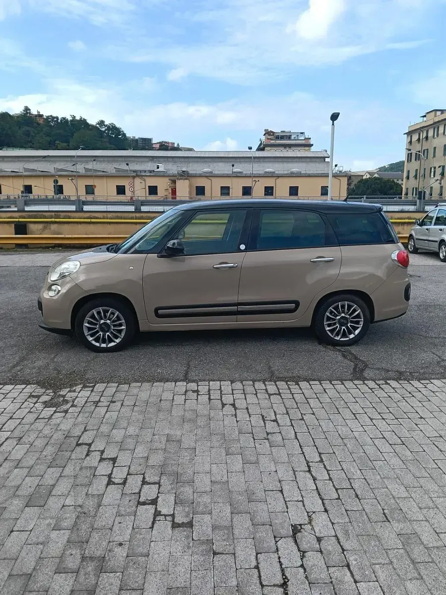 Usata Fiat 500L Living 85 CV (62 kW) 2014 Marrone Monovolume
