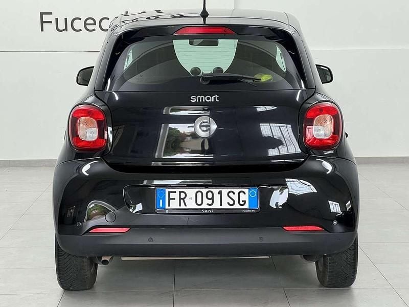 Usata Smart ForFour 71 CV (52 kW) 2018 Nero Utilitaria