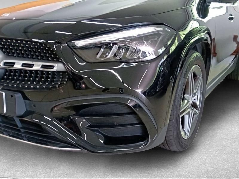 Usata Mercedes GLA180 116 CV (85 kW) 2024 Nero SUV