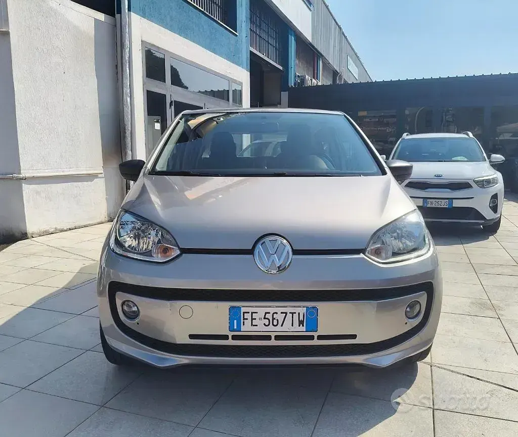Usata VW up! high up! 75 CV (55 kW) 2016 Grigio Utilitaria