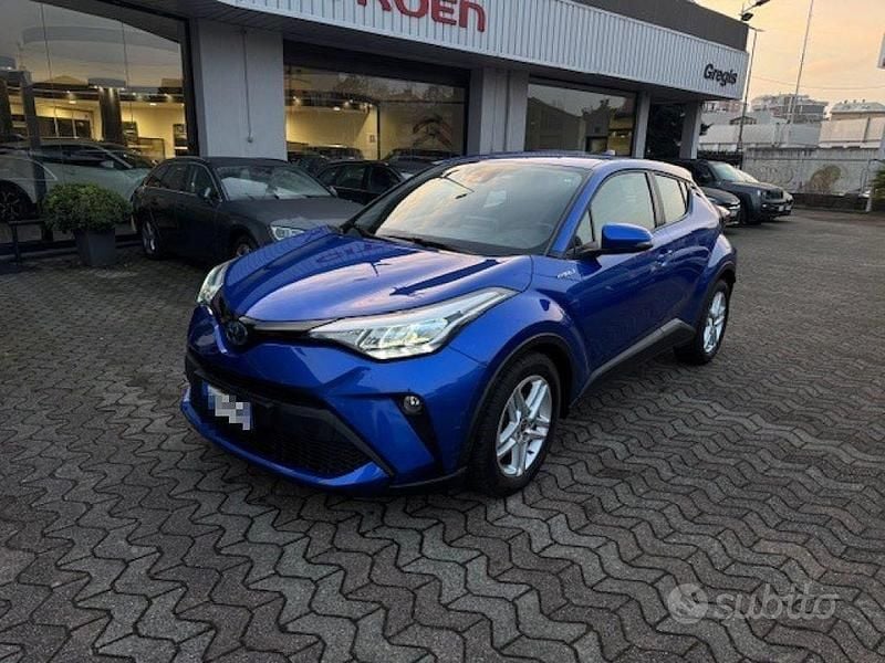 Usata Toyota C-HR 152 CV (111 kW) 2021 Azzurro SUV