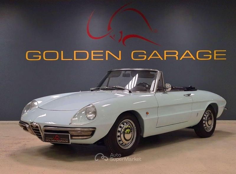 Usata Alfa Romeo Spider 109 CV (80 kW) 1967 Blu/azzurro Cabrio