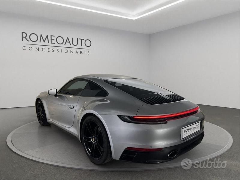 Usata Porsche 911 Carrera 4 GTS 480 CV (353 kW) 2022 Grigio scuro Coupé