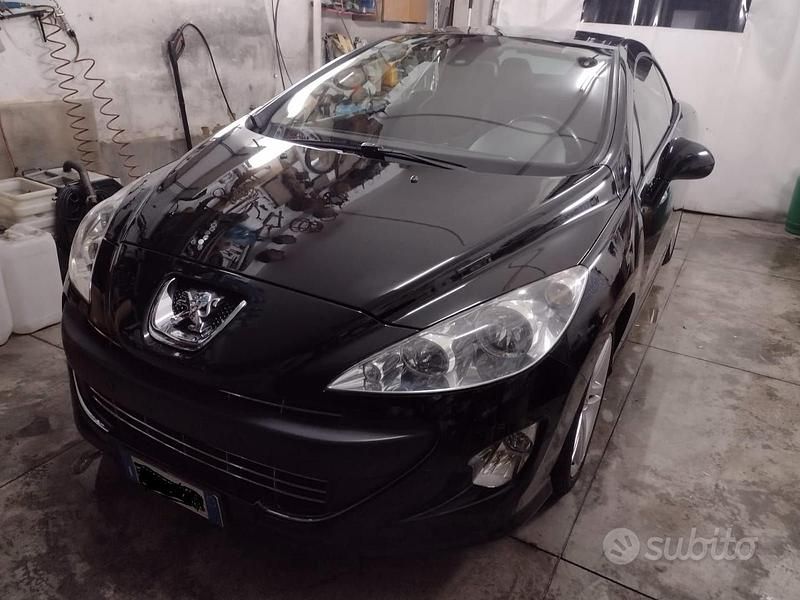 Nero Usata 2011 Peugeot 308 CC Cabrio | 6700 € (Buon prezzo) - Immagine 1/4