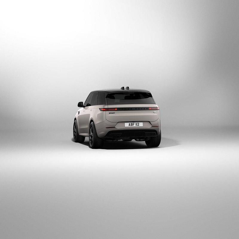 Usata Land Rover Range Rover Sport SE Dynamic 249 CV (183 kW) 2023 Borasco grey SUV
