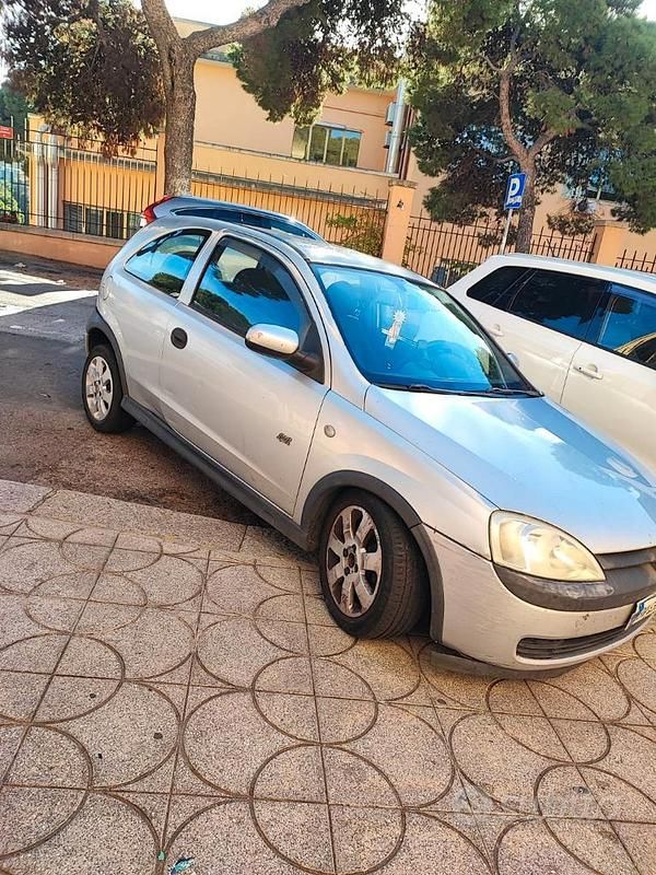 Usata Opel Corsa Sport 2002 Grigio Utilitaria