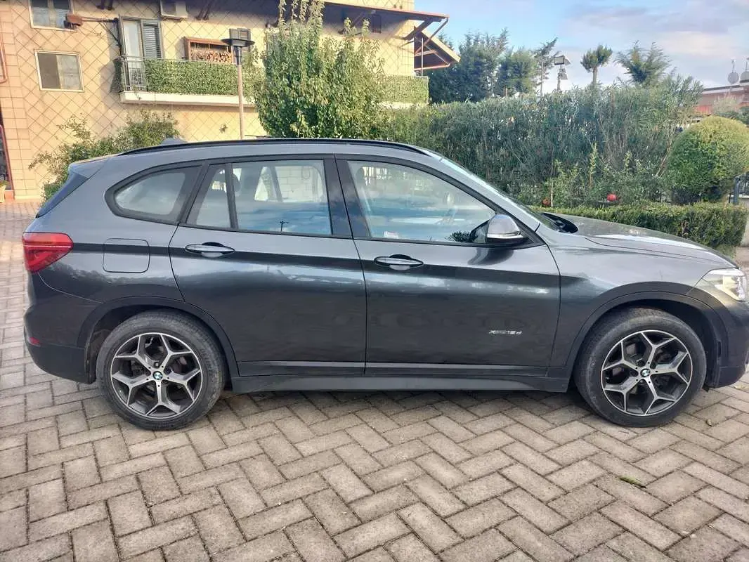 Usata BMW X1 Advantage 150 CV (110 kW) 2017 Grigio SUV