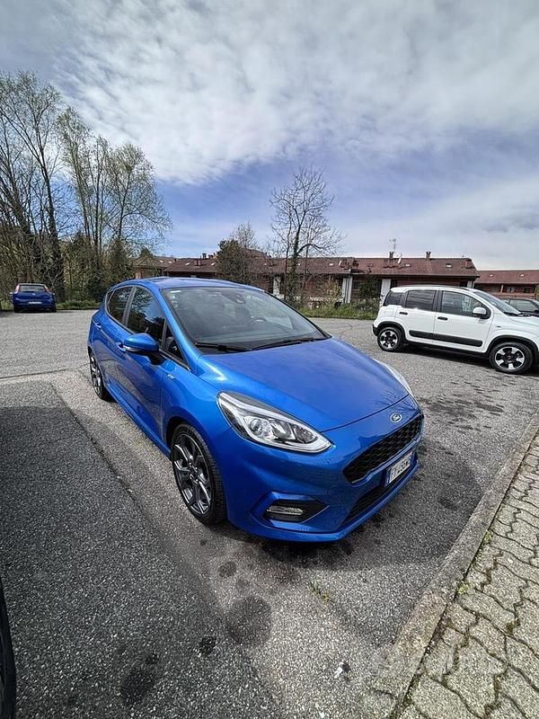 Usata Ford Fiesta ST-Line 2019 Blu Utilitaria
