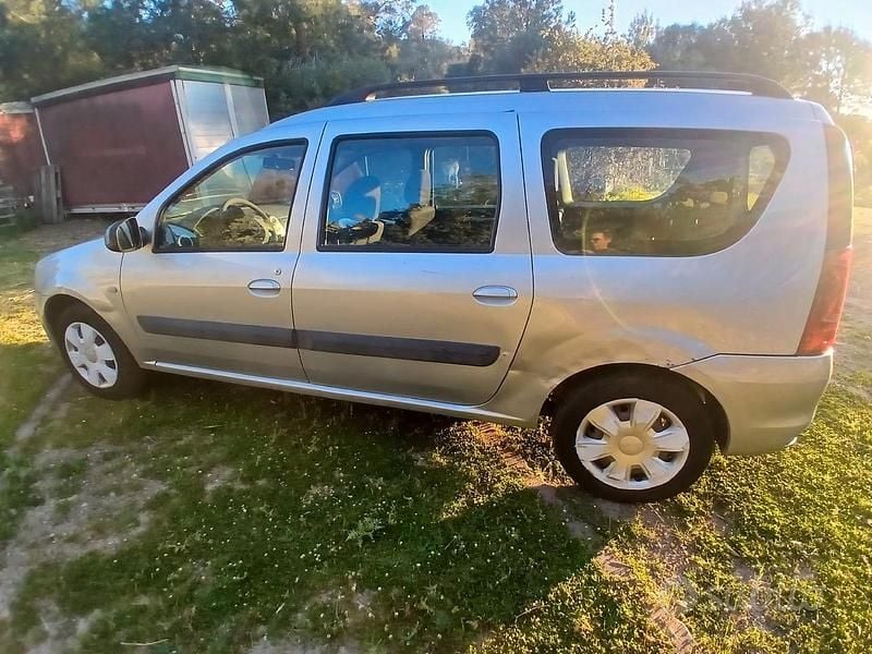 Usata Dacia Logan 87 CV (63 kW) 2011 Grigio Station wagon