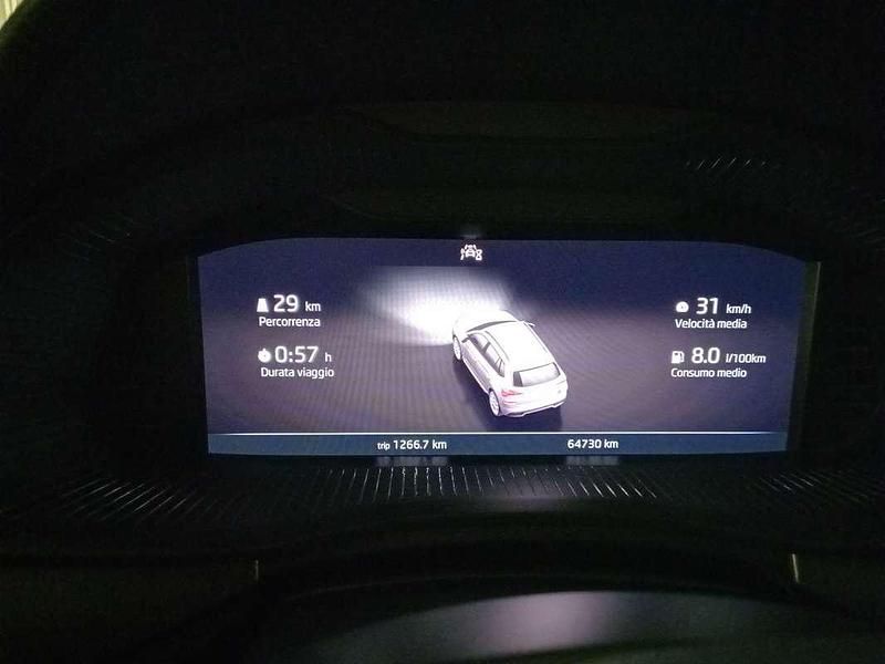 Usata Skoda Kamiq Style 110 CV (80 kW) 2022 Blu/azzurro SUV