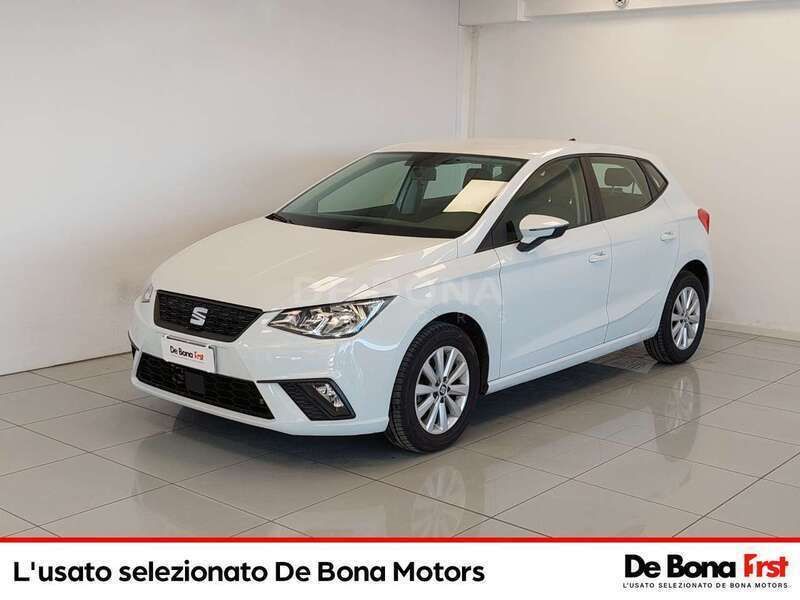 Bianco nevada Usata 2021 Seat Ibiza Business Tre volumi | 13.700 € (Buon prezzo) - Immagine 1/4