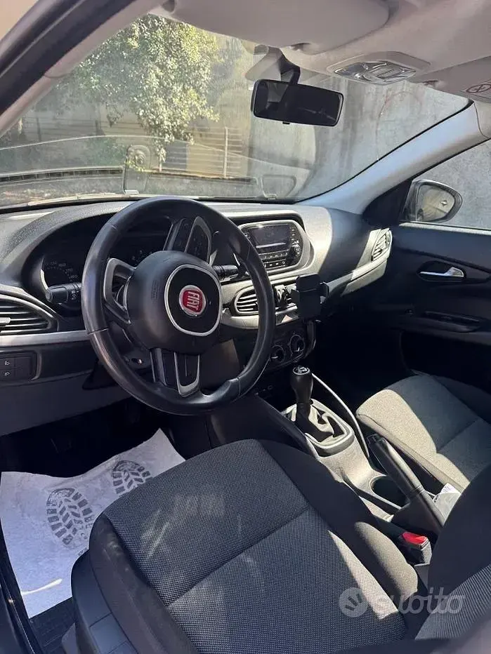 Usata Fiat Tipo Sport 95 CV (69 kW) 2018 Bianco Berlina