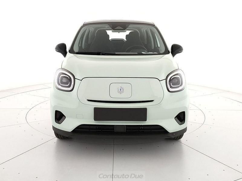 Nuova Leapmotor T03 69 kW (95 CV) 2025 Mint green Utilitaria