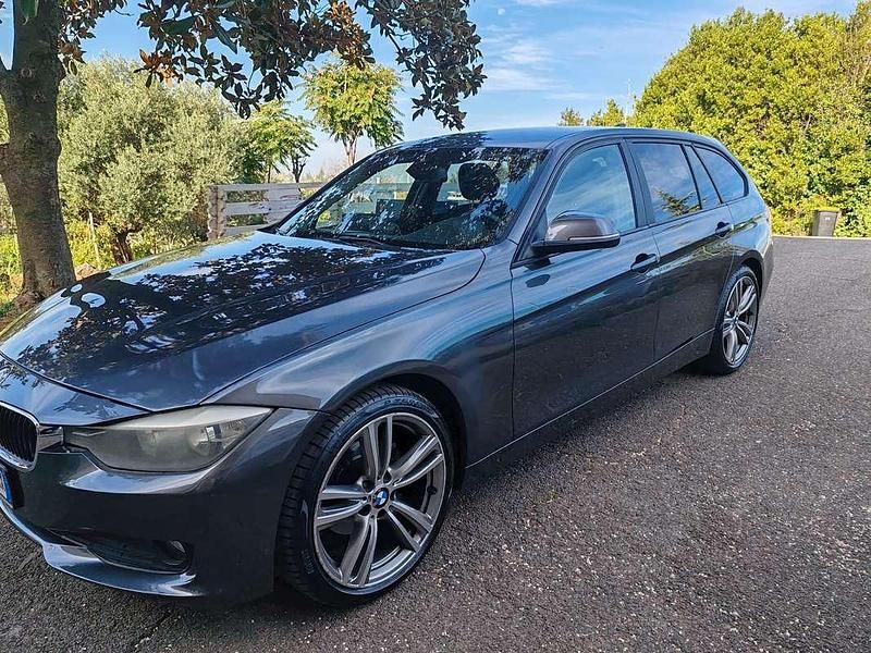 Usata 2012 BMW 316 Station wagon | 11.500 € (Buon prezzo) - Immagine 1/4