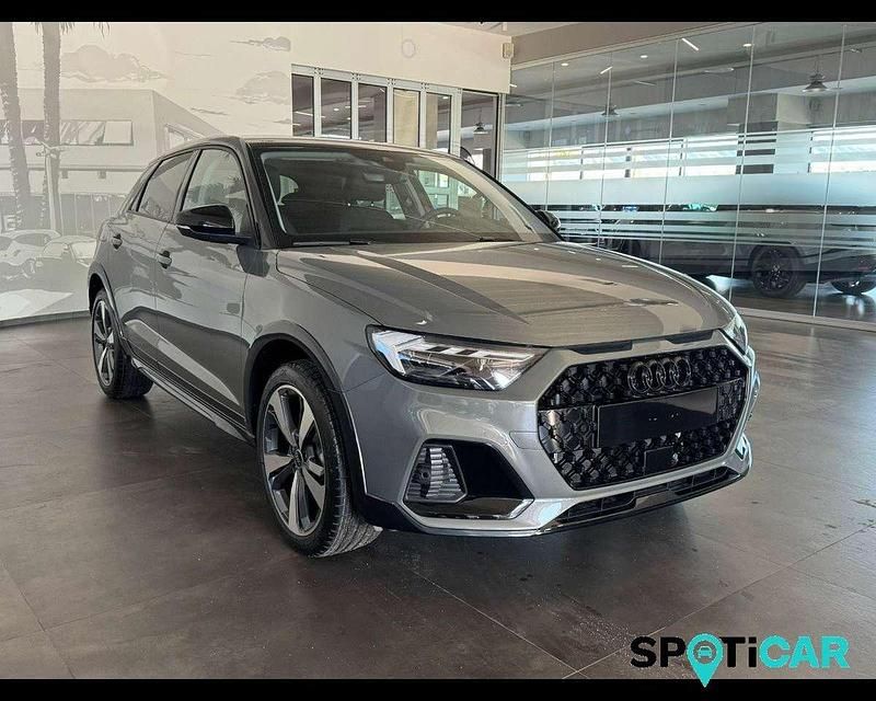 Nuova Audi A1 116 CV (85 kW) 2026 Grigio Berlina