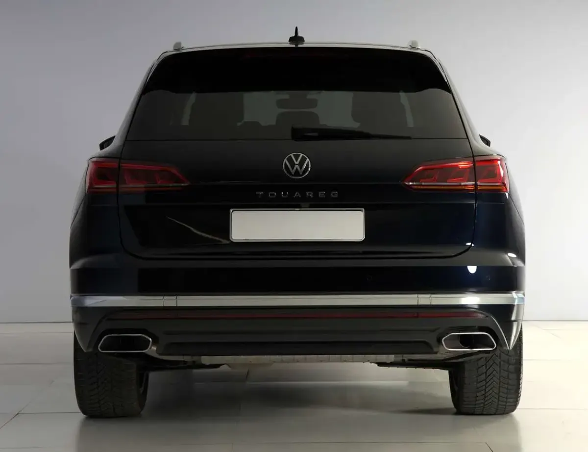 Usata VW Touareg Elegance 286 CV (210 kW) 2022 Blu/azzurro SUV