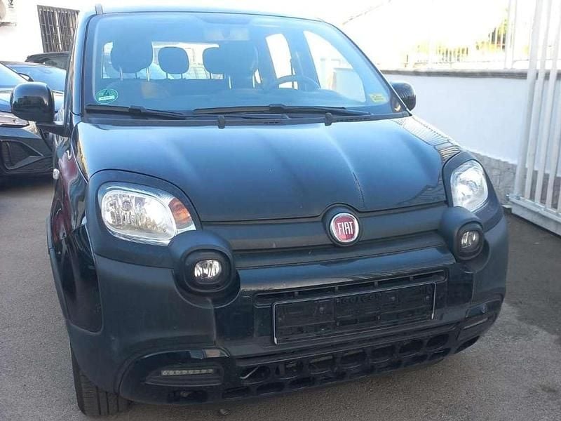 Usata Fiat Panda Cross Cross 69 CV (50 kW) 2023 Nera Utilitaria