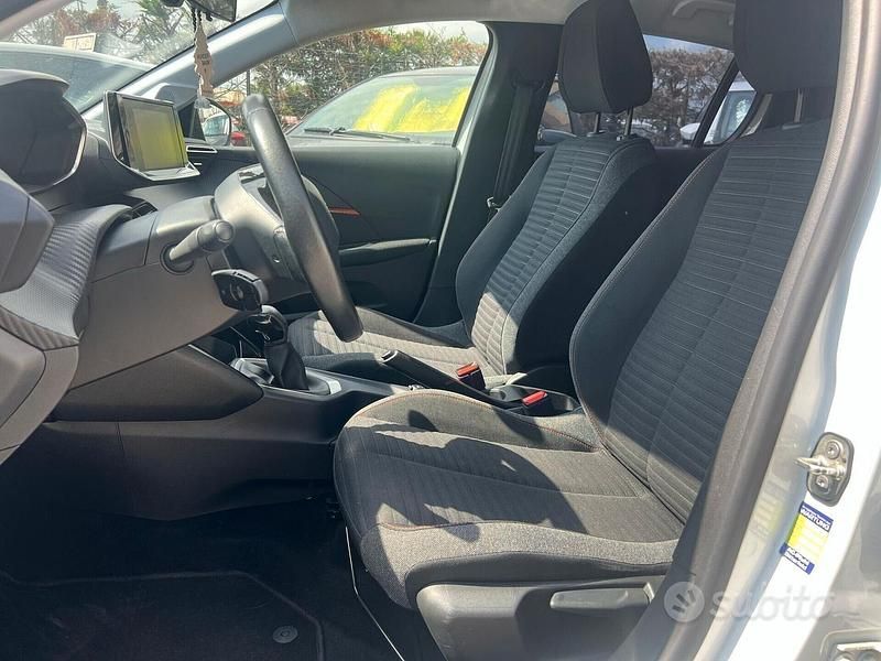 Usata Peugeot 208 Active 75 CV (55 kW) 2020 Bianco Utilitaria