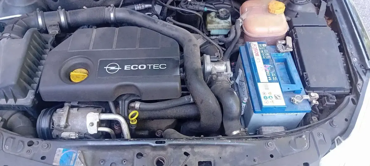 Usata Opel Astra Cosmo 101 CV (74 kW) 2007 Station wagon