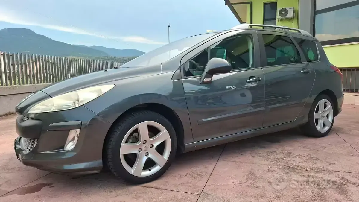 Usata Peugeot 308 Premium 109 CV (80 kW) 2009 Grigio Station wagon