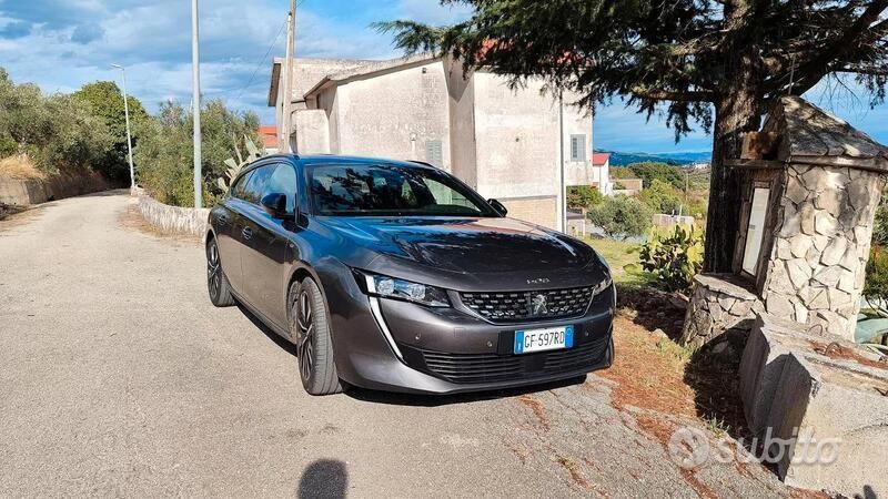 Grigio Usata 2021 Peugeot 508 GTi Station wagon | 20.500 € (Cara) - Immagine 1/4