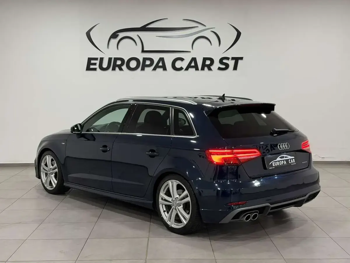 Usata Audi A3 Sport 190 CV (139 kW) 2019 Blu/azzurro Berlina