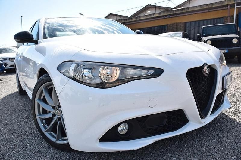 Occasion Alfa Romeo Giulia 150 ch (110 kW) 2017 Blanc Berline