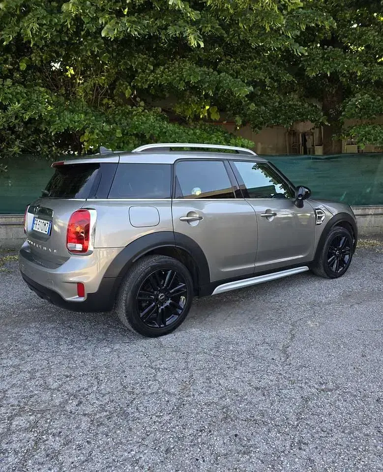 Usata Mini One D Countryman 116 CV (85 kW) 2018 Grigio SUV