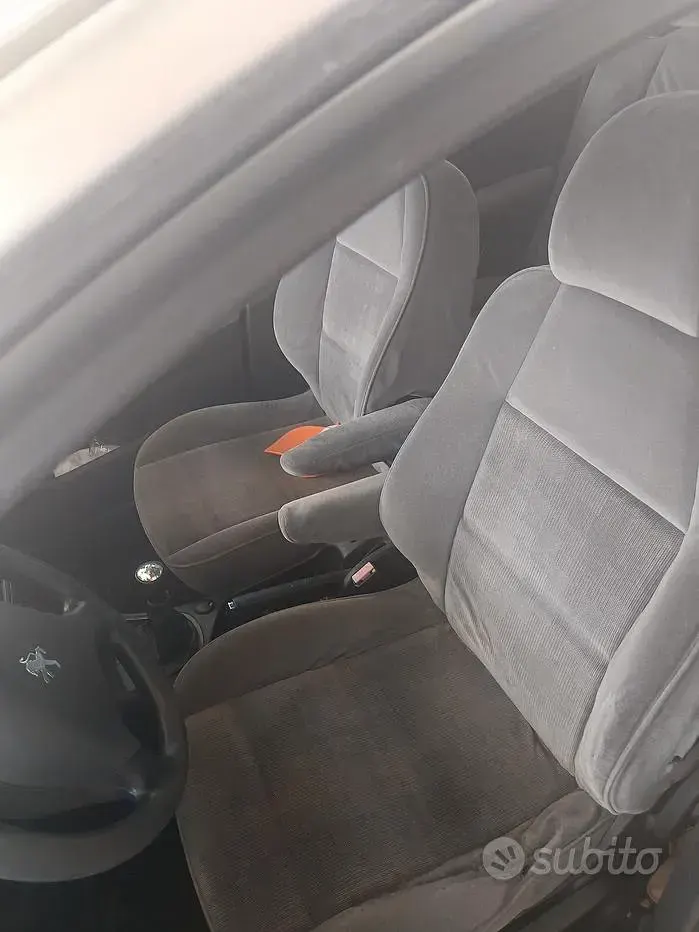 Usata Peugeot 307 68 CV (50 kW) 2005 Berlina