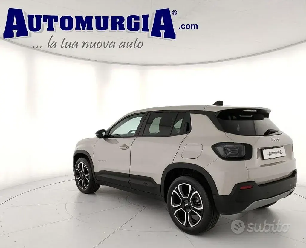 Usata Jeep Avenger Summit 101 CV (74 kW) 2025 Grigio SUV