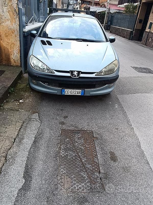 Usata Peugeot 206 1999 Blu Utilitaria
