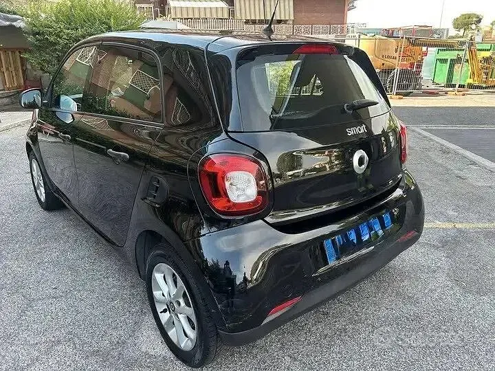 Usata Smart ForFour Passion 71 CV (52 kW) 2018 Nero Utilitaria