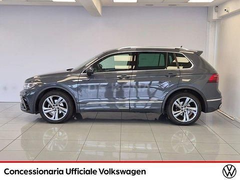 Usata VW Tiguan R-line 150 CV (110 kW) 2023 Grigio SUV