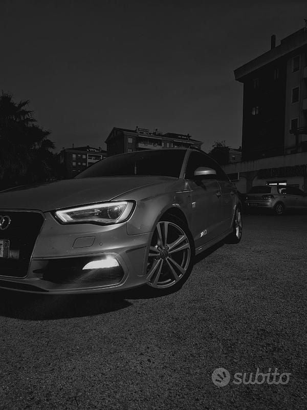 Usata Audi A3 S-Line 150 CV (110 kW) 2015 Grigio Berlina
