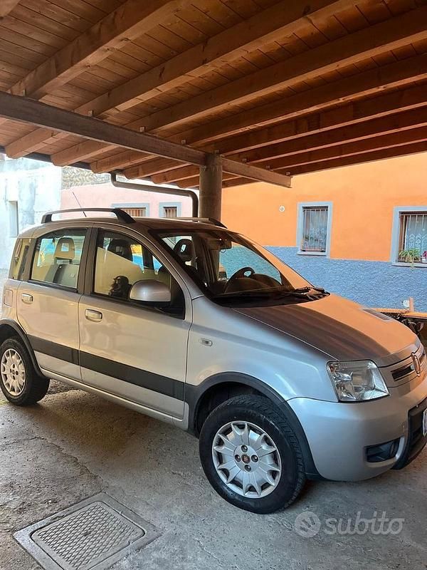 Usata Fiat Panda 4x4 2012 Grigio Utilitaria