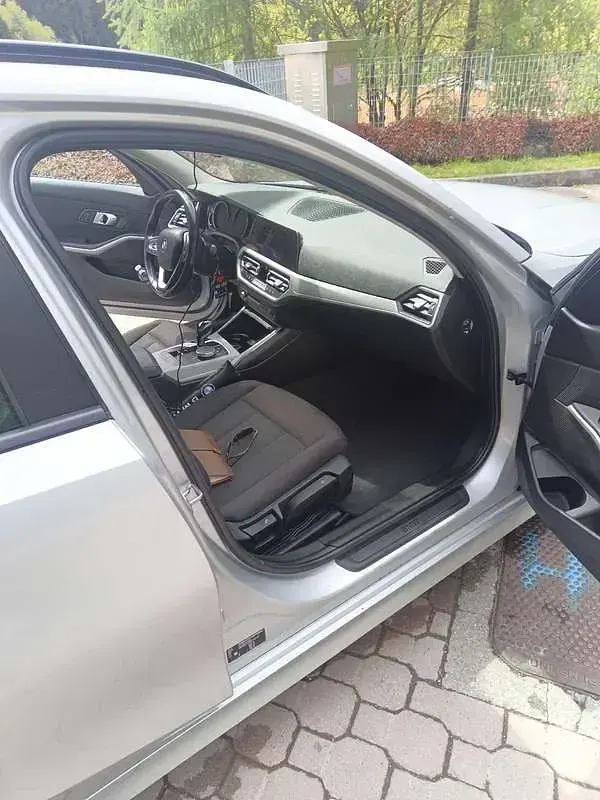 Usata BMW 318 Luxury Line 150 CV (110 kW) 2020 Station wagon